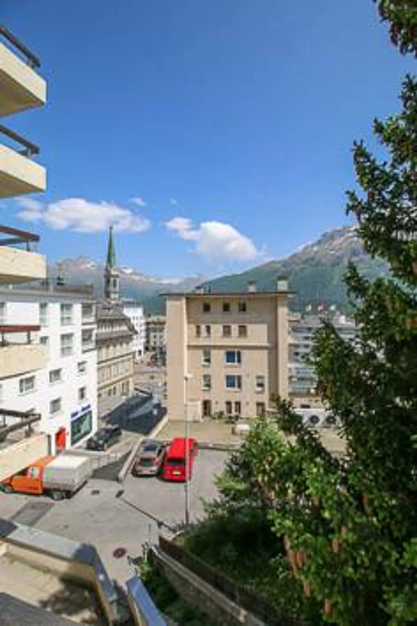 3 1/2 WHG St. Moritz-Dorf dal centro alla pista da sci - Foto 1 di 15