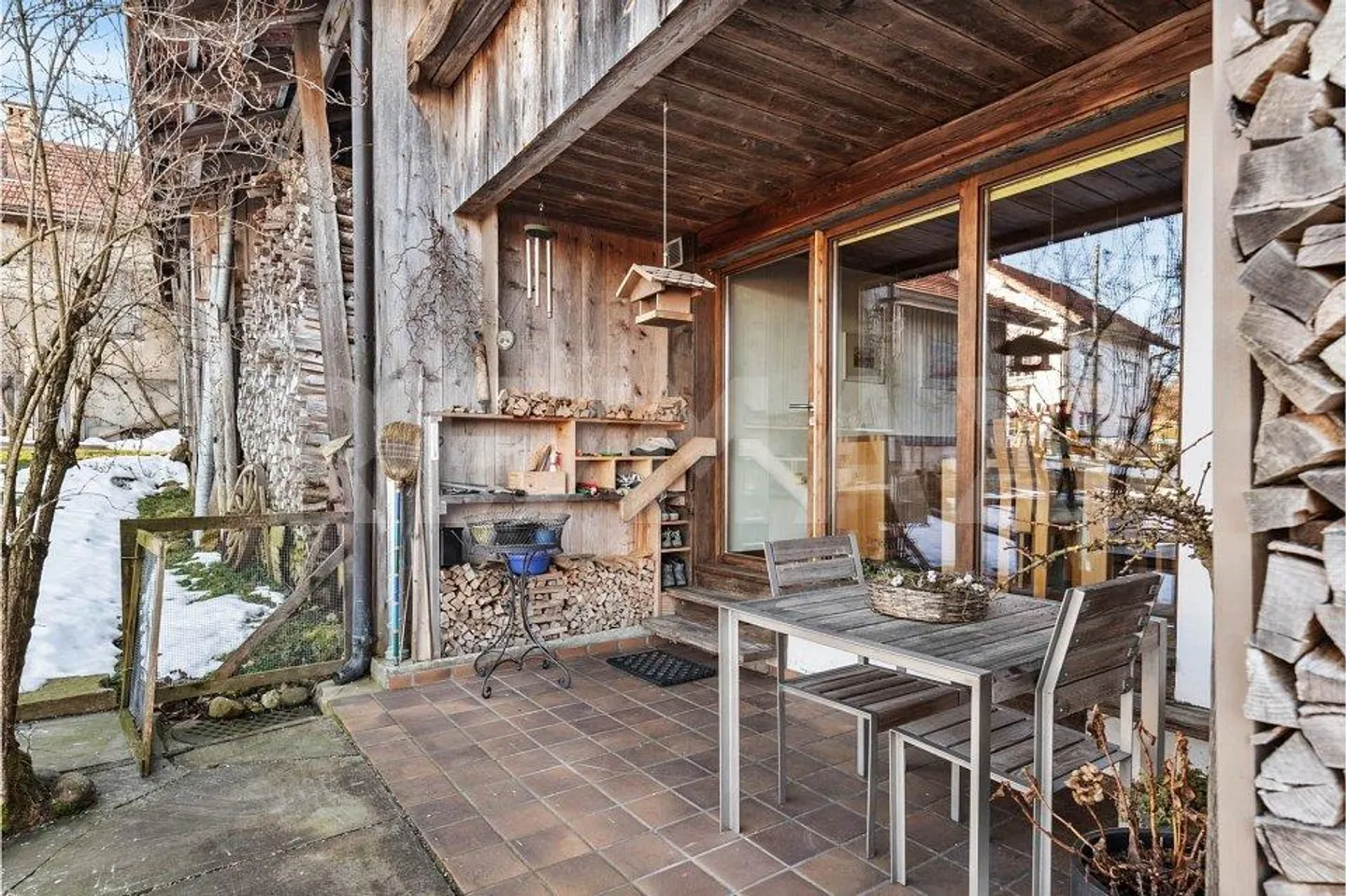 Charmantes Haus in Dürstelen - Foto 3 von 13