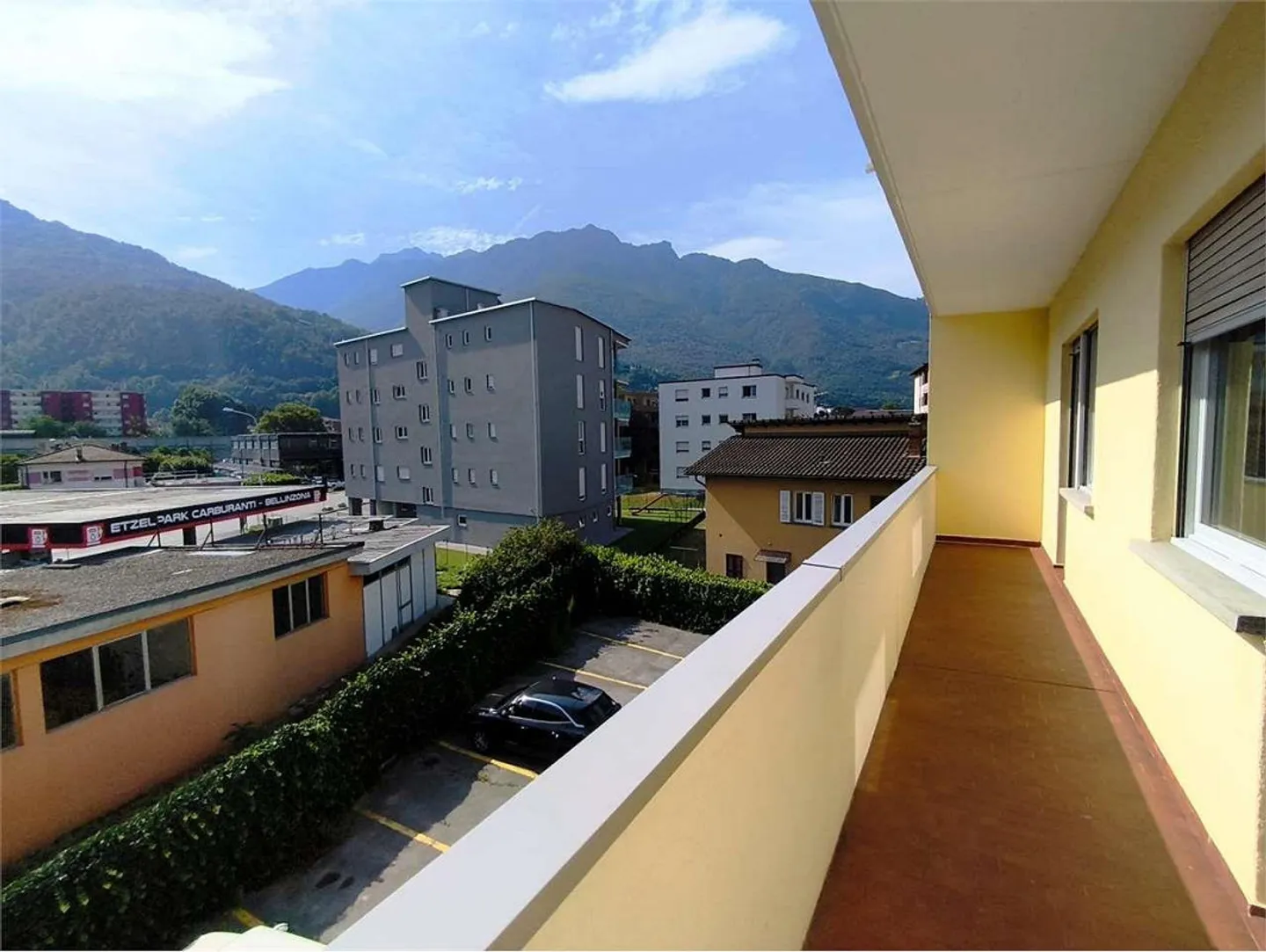 Bellinzona (Via Maestri Comacini) - Geräumige 3.5 Zimmer mit Großem Balkon - Foto 3 von 6