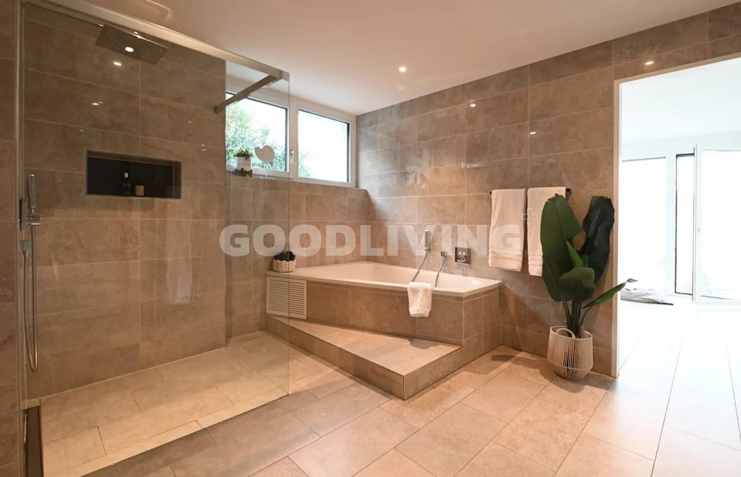 Exklusives Einfamilienhaus - Foto 15 von 17