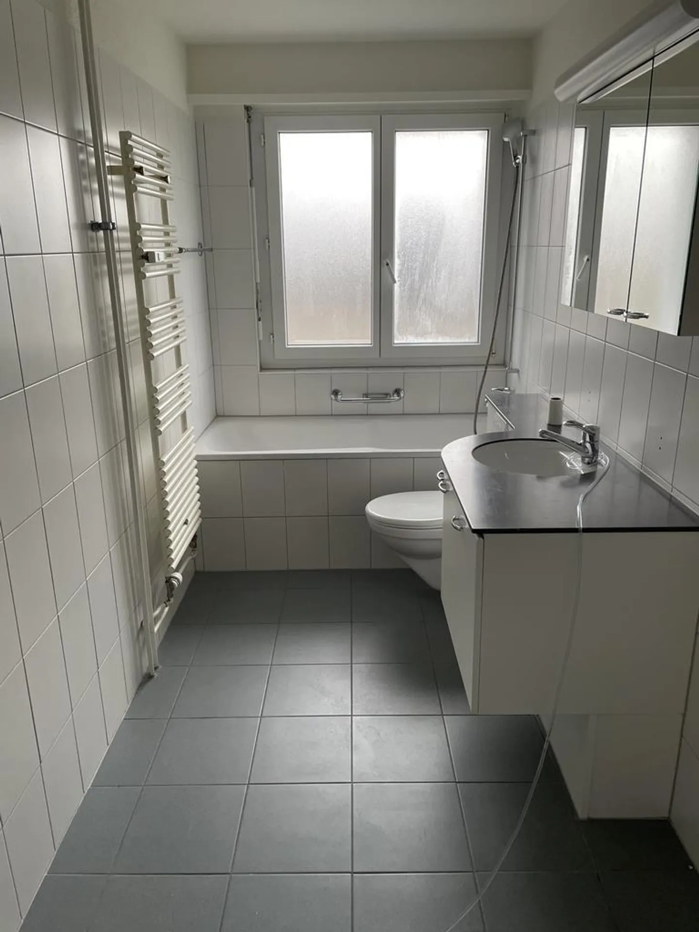 Appartamento tranquillo con 3 camere vicino al bordo della foresta - Foto 9 di 9