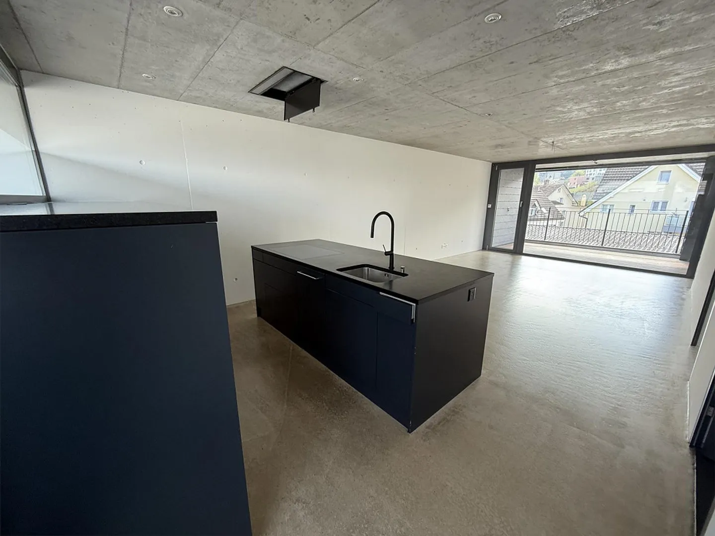 3 1/2 Zimmer Atttikawohnung im Loftcharakter mit gedeckter Terrasse - Foto 7 von 29