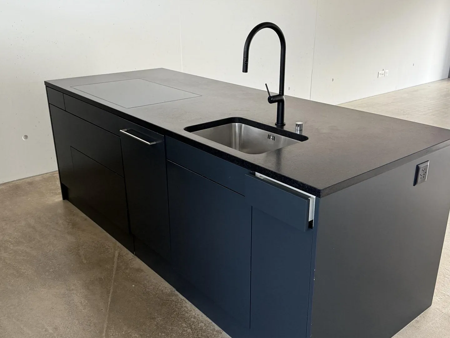 3 1/2 Zimmer Atttikawohnung im Loftcharakter mit gedeckter Terrasse - Foto 10 von 29