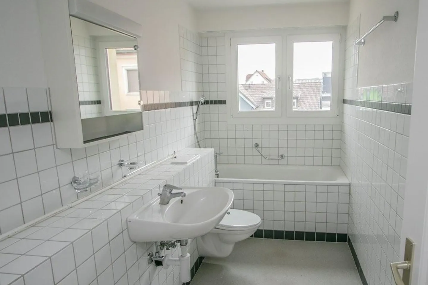 Appartement familial avec nouvelle cuisine au centre d'Arbon - Photo 3 sur 7