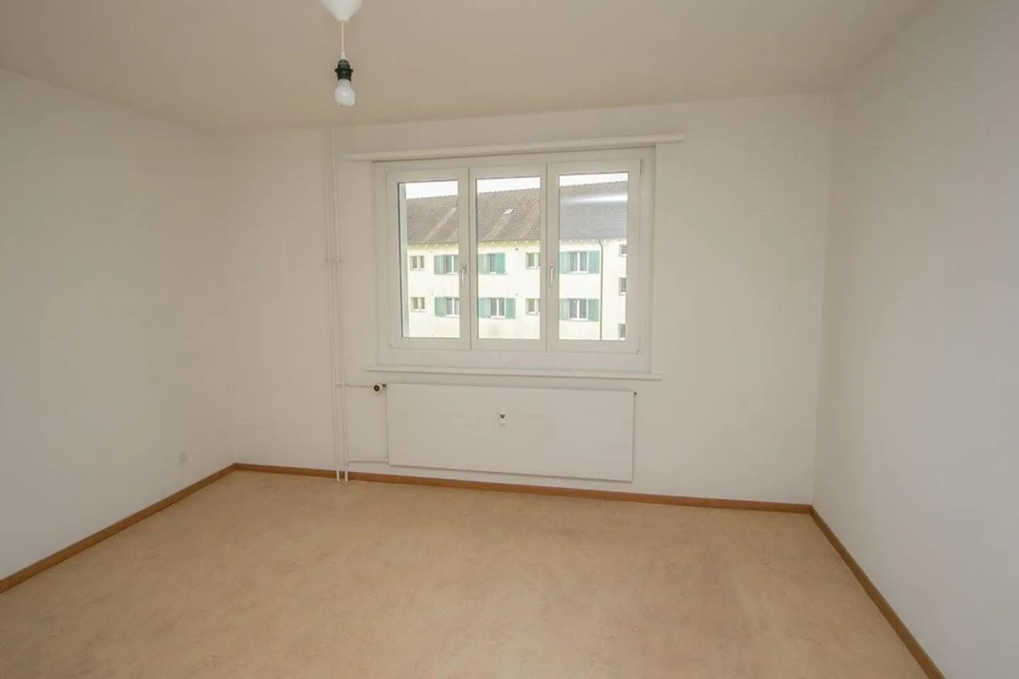 Appartement familial avec nouvelle cuisine au centre d'Arbon - Photo 4 sur 7