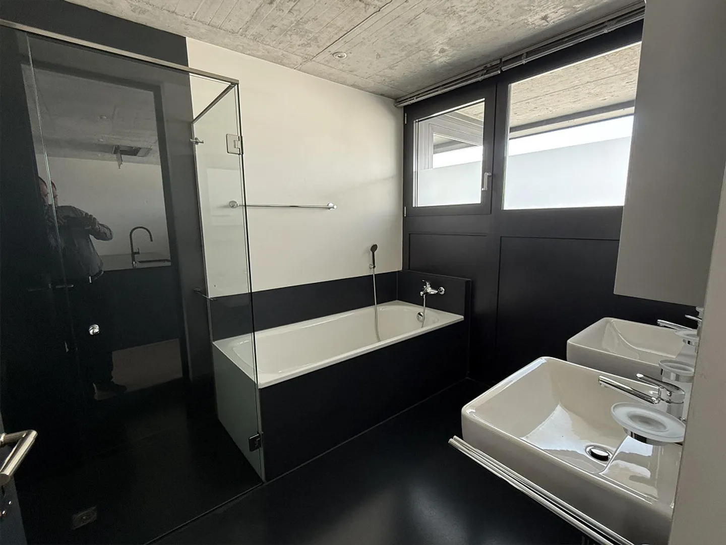 3 1/2 Zimmer Atttikawohnung im Loftcharakter mit gedeckter Terrasse - Foto 24 von 29