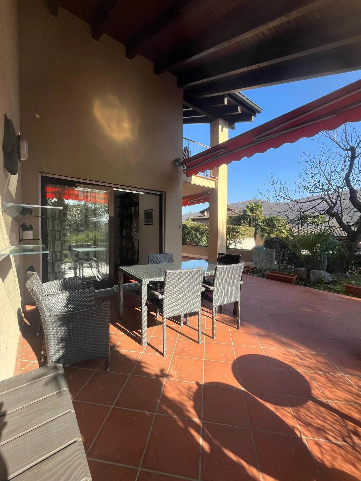 In vendita - Incantevole villa unifamiliare a Serocca d'Agno - Foto 2 di 18