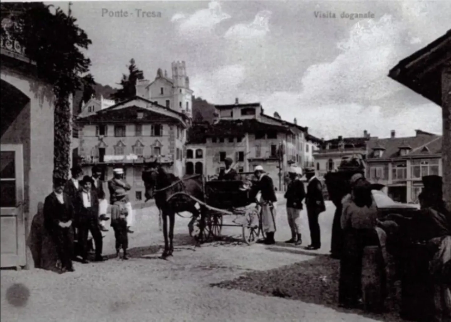 RENTAL PROPERTY / INVESTMENT - CONVERTIBLE INTO 3-4 APARTMENTS - Photo 1 of 8