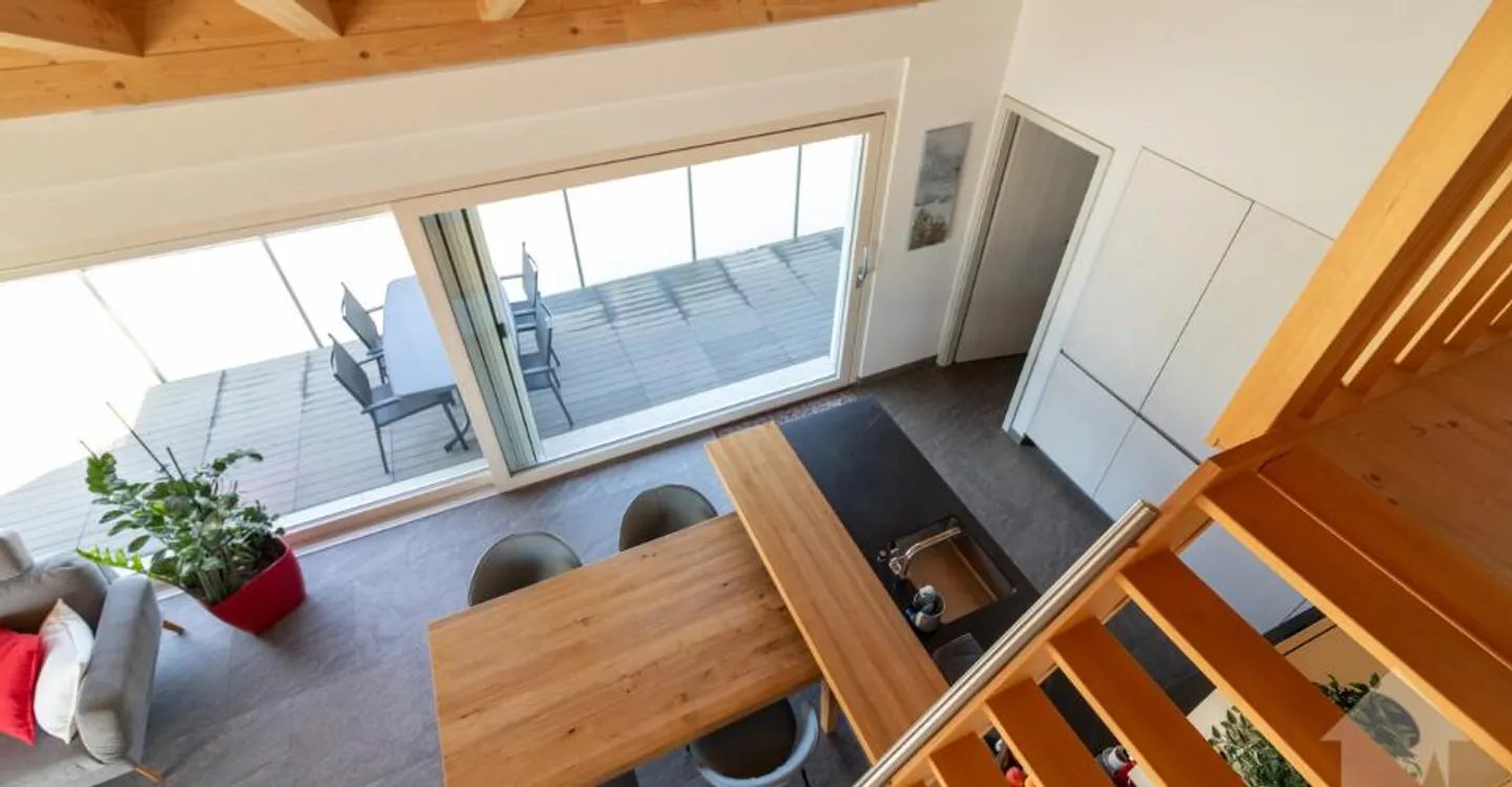 Charmant appartement mansardé à Chamoson - Photo 7 sur 12