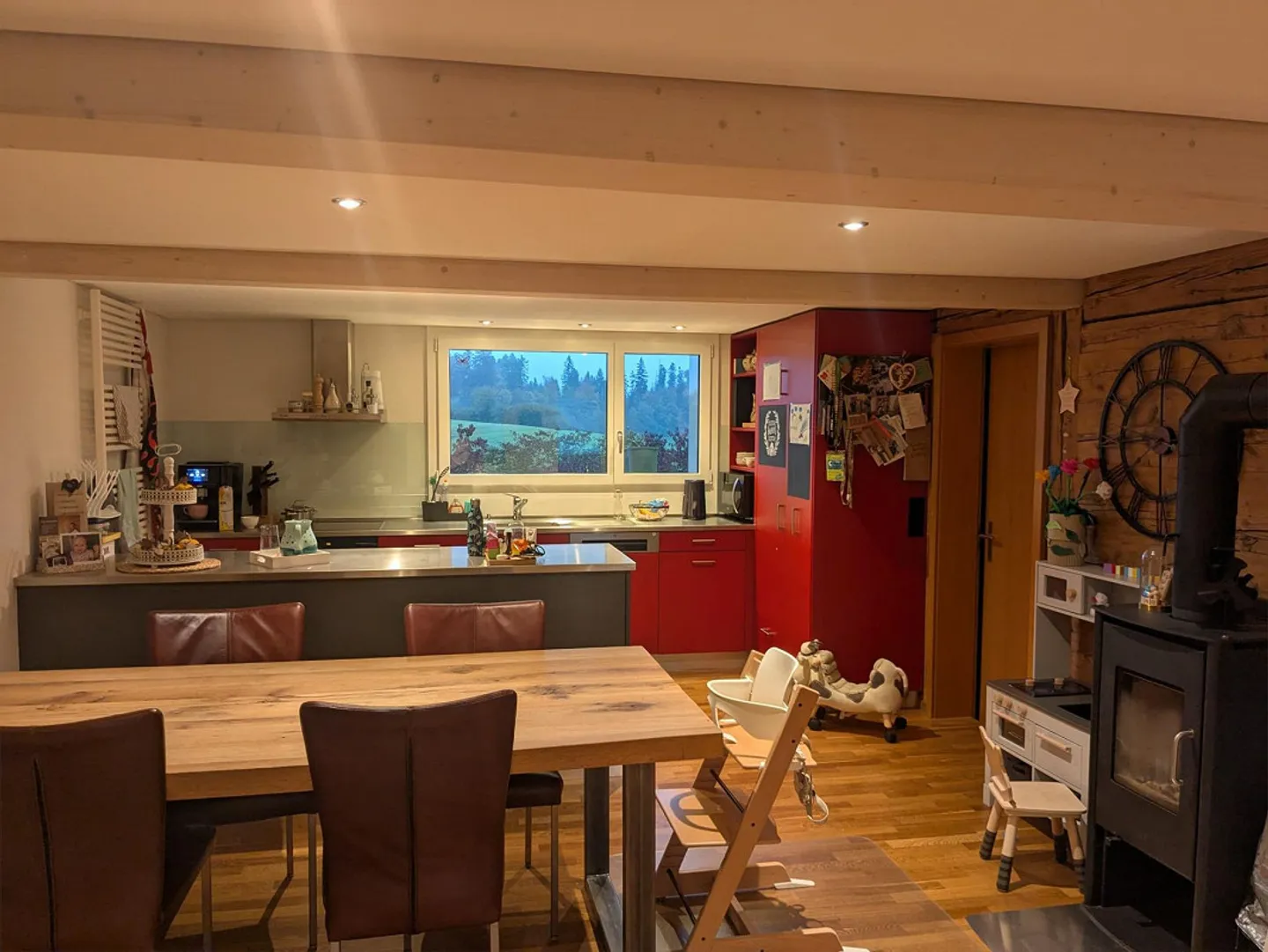 Bellissimo appartamento di 4,5 stanze con vista sulle montagne - Foto 3 di 9