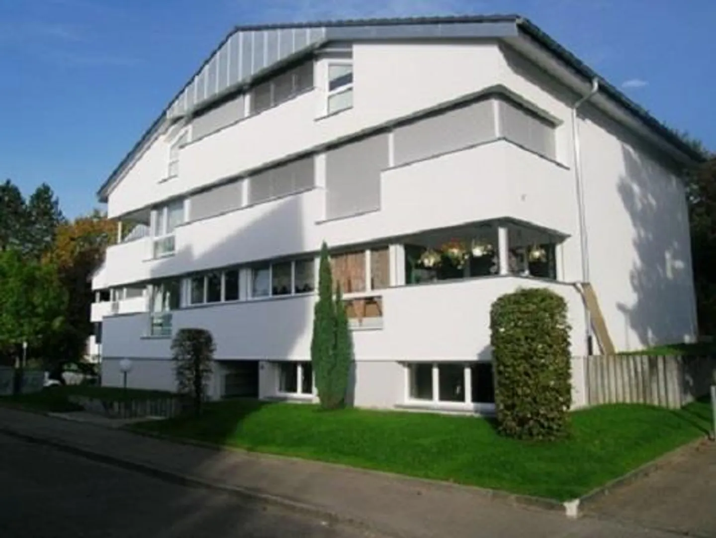 Moderno appartamento mansardato di 2,0 stanze con charme - Foto 1 di 9