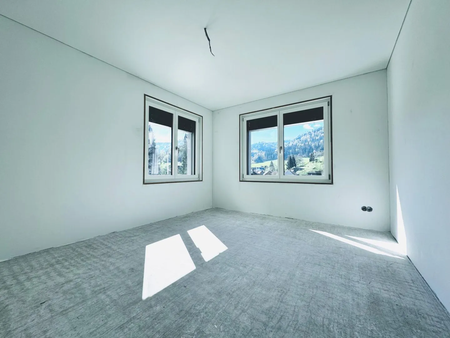 Maison individuelle de 4,5 pièces de haute qualité - Jardin avec vue dégagée, Carport + places de parking, 3 salles de bain - Photo 13 sur 31