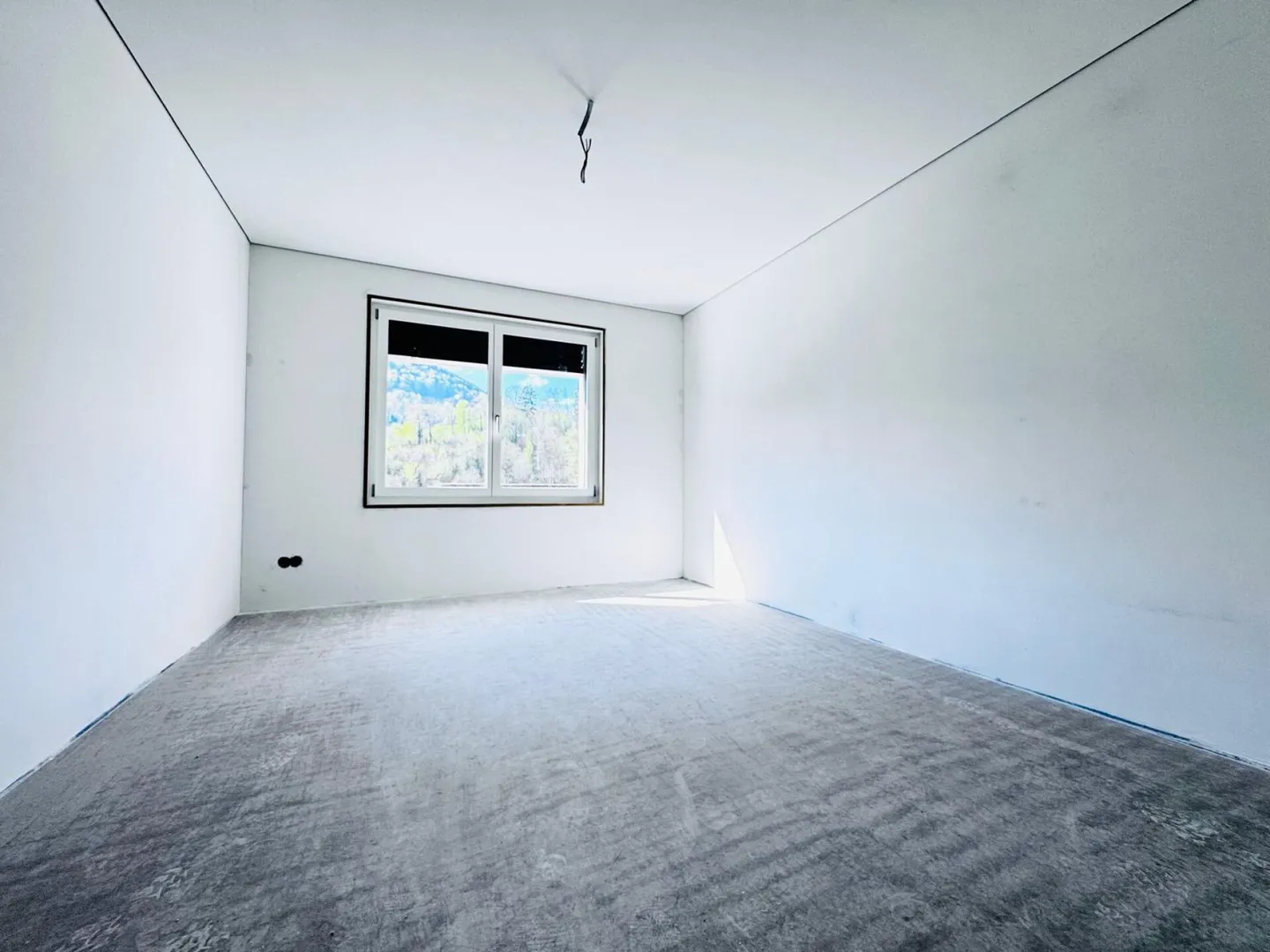 Maison individuelle de 4,5 pièces de haute qualité - Jardin avec vue dégagée, Carport + places de parking, 3 salles de bain - Photo 14 sur 31