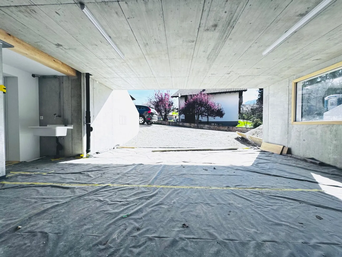 Maison individuelle de 4,5 pièces de haute qualité - Jardin avec vue dégagée, Carport + places de parking, 3 salles de bain - Photo 25 sur 31
