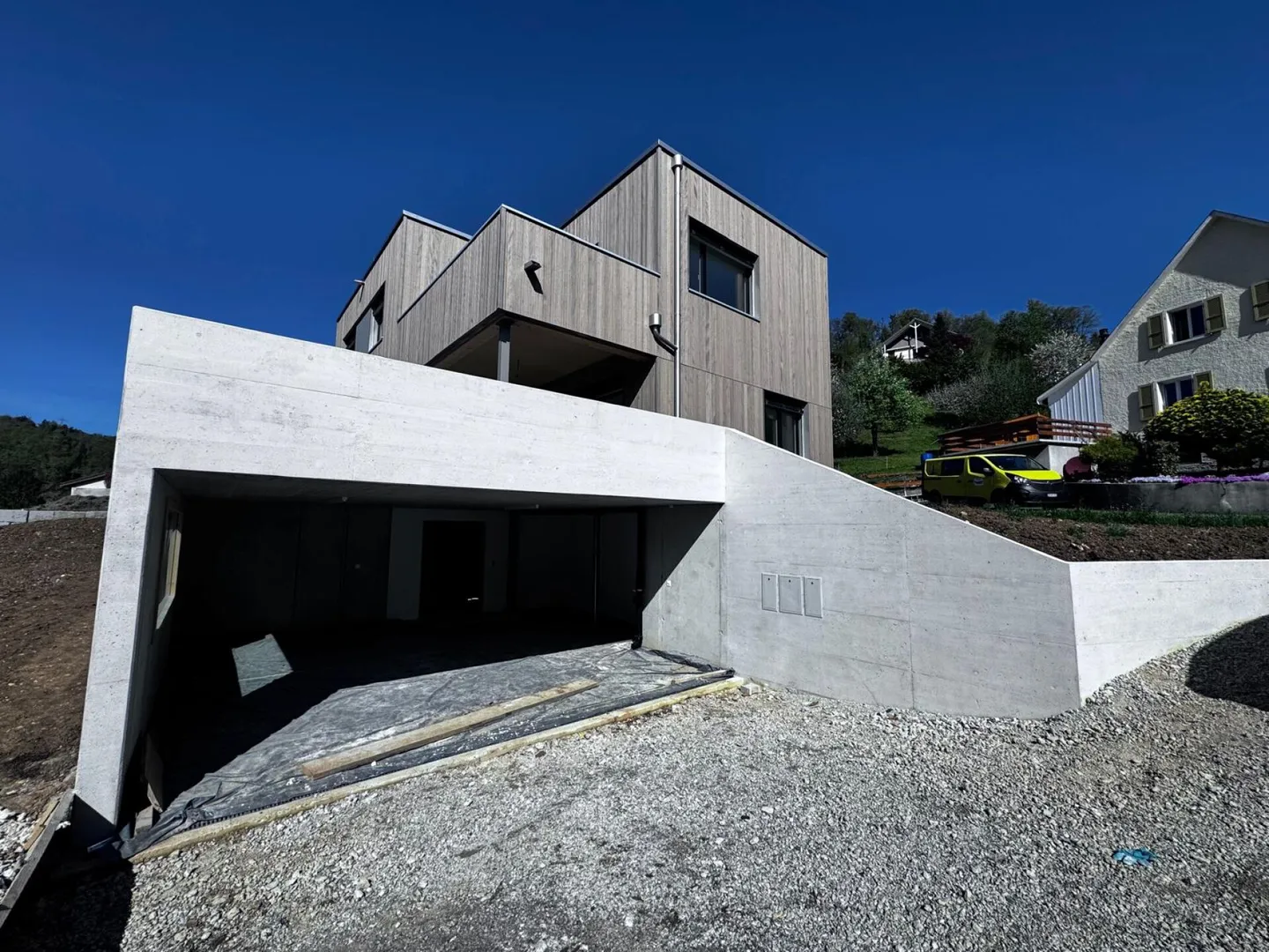 Maison individuelle de 4,5 pièces de haute qualité - Jardin avec vue dégagée, Carport + places de parking, 3 salles de bain - Photo 27 sur 31