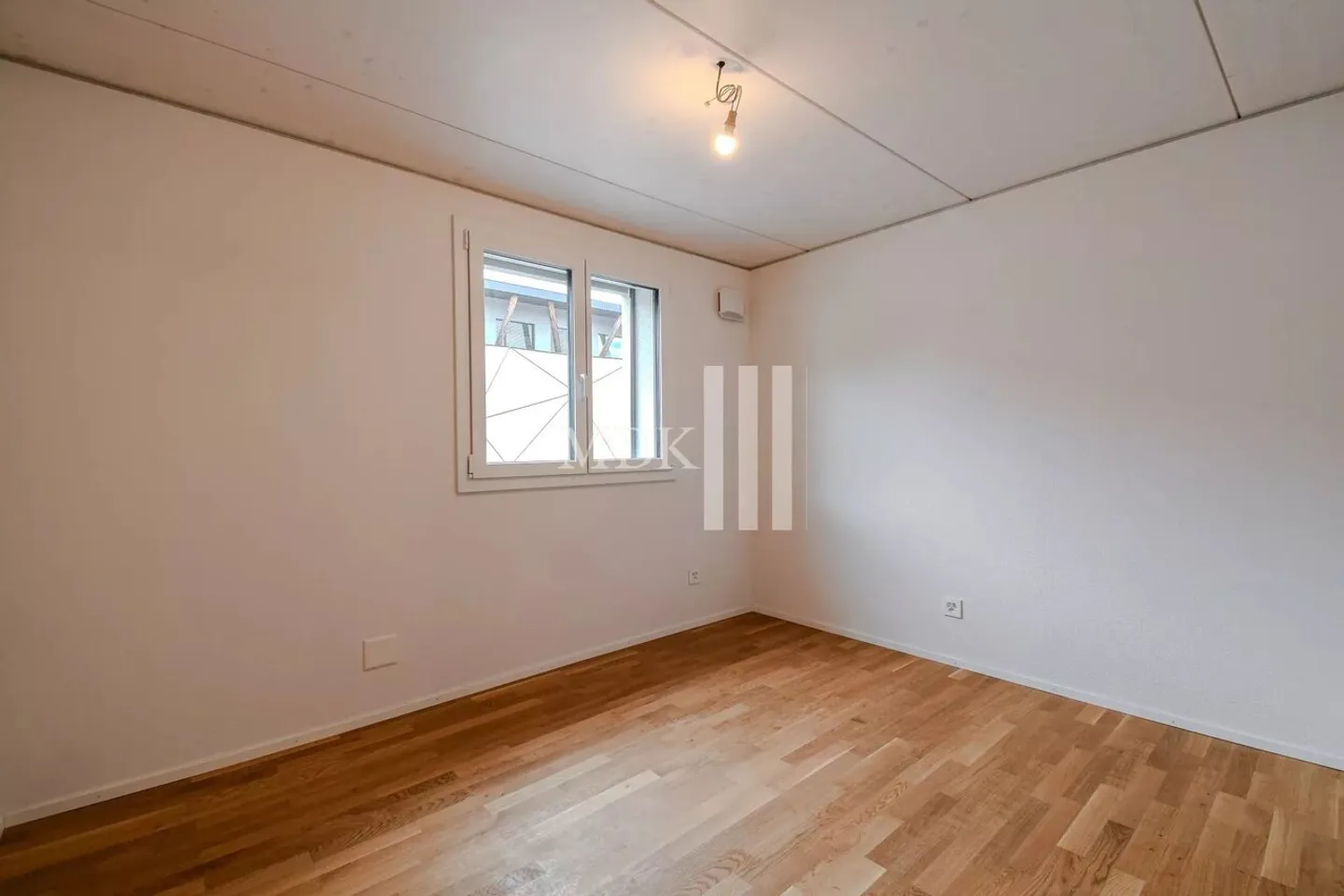 Magnificent ground floor apartment with garden - Photo 5 of 9