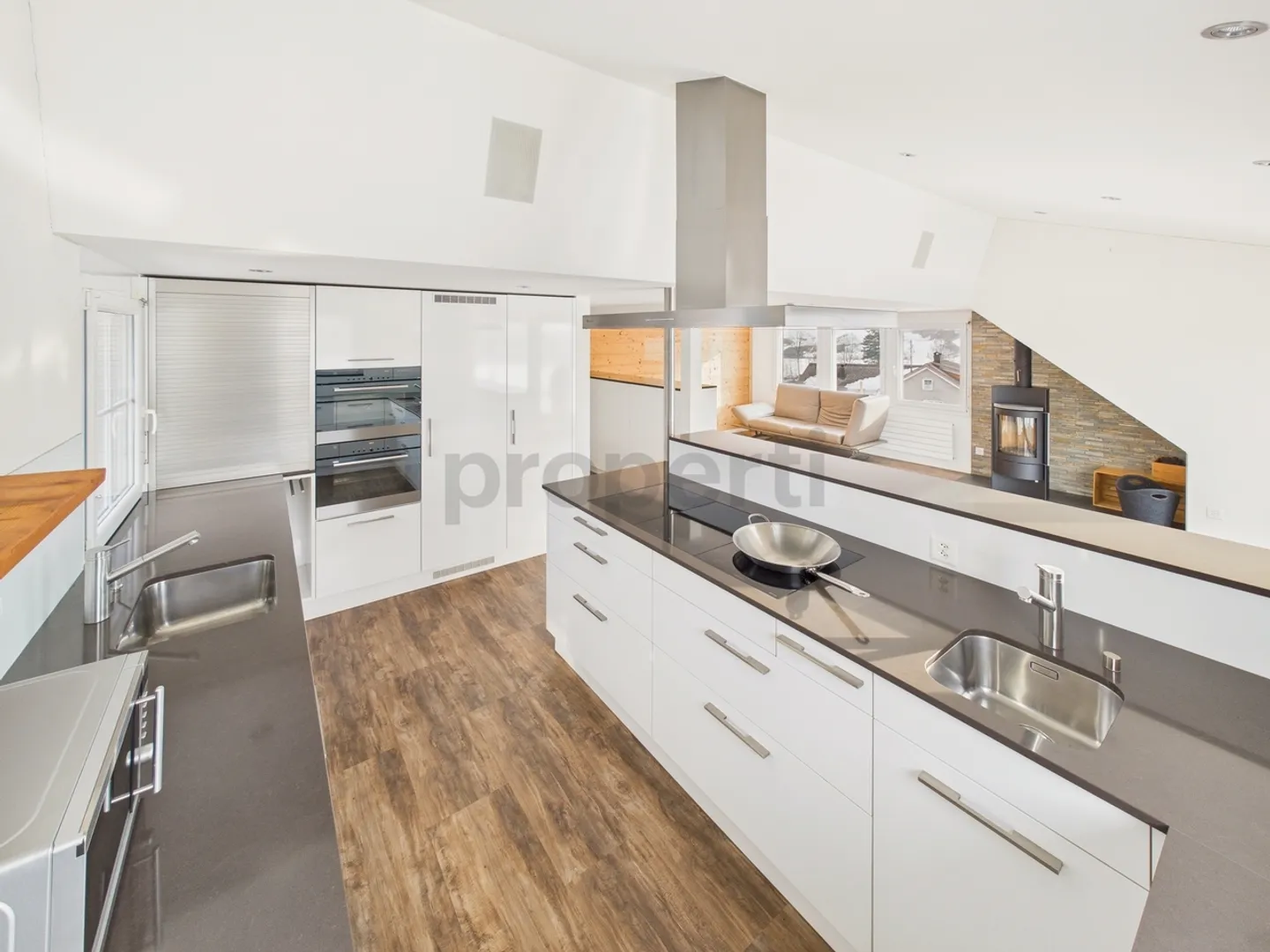 Charming 3.5-room apartment with balcony in Urnäsch - Photo 5 of 11