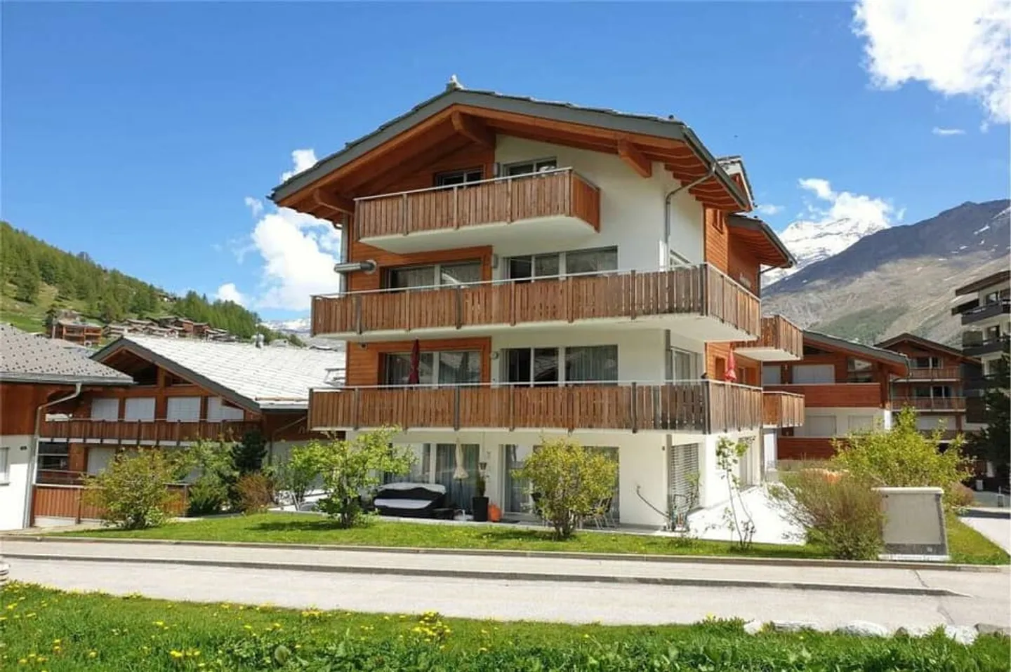 Romaine Skiraum Nr. 16 8m2 direttamente all'Alpinexpress comodamente accessibile con un ascensore - Foto 1 di 2