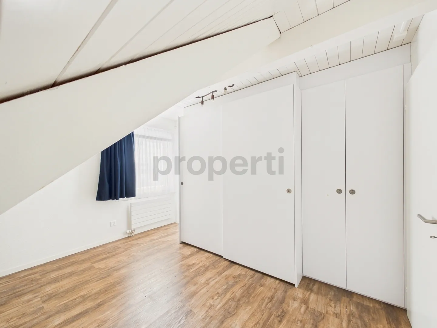 Charming 3.5-room apartment with balcony in Urnäsch - Photo 7 of 11