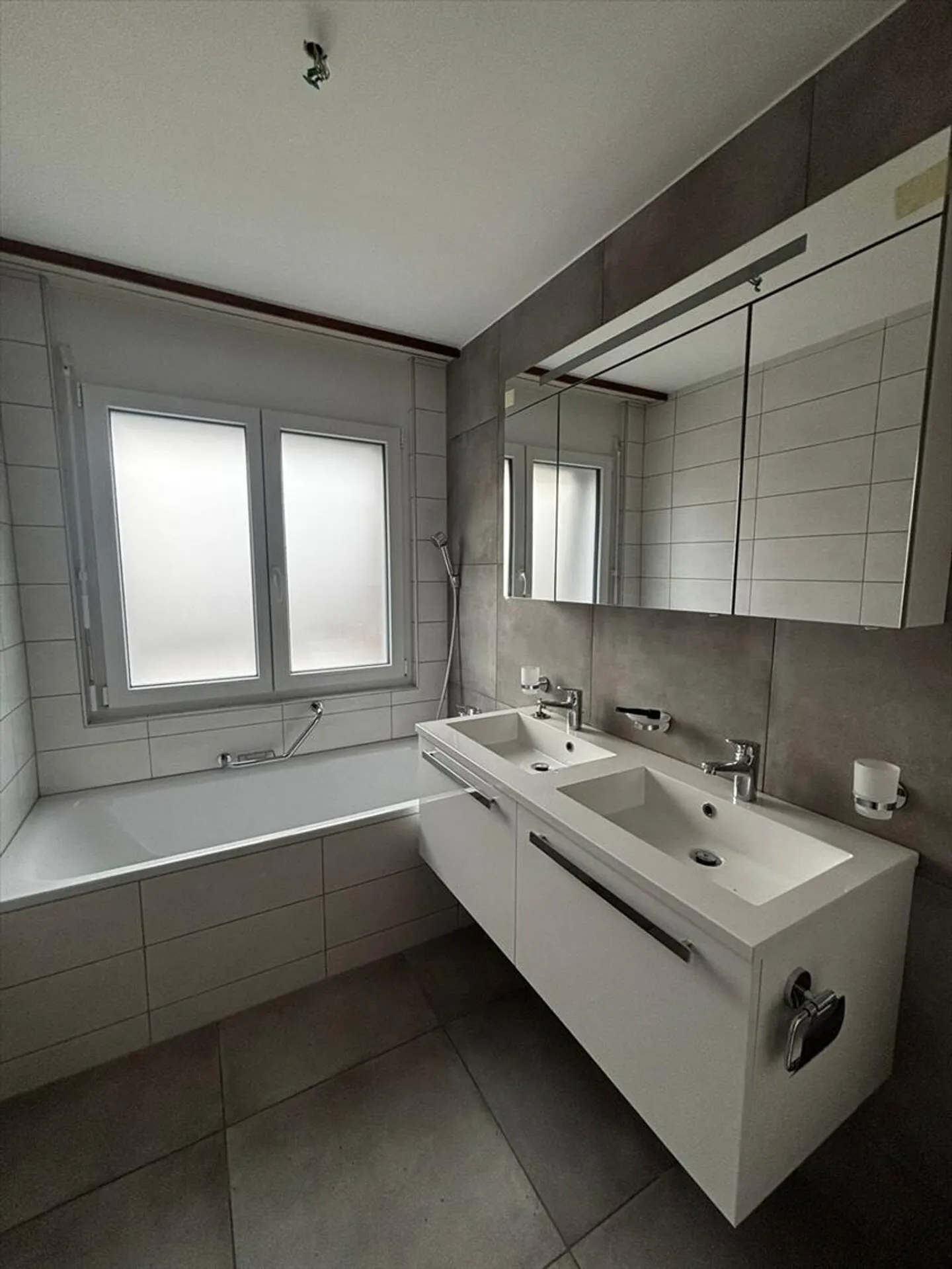 4.5 Room Apartment - Photo 4 of 6