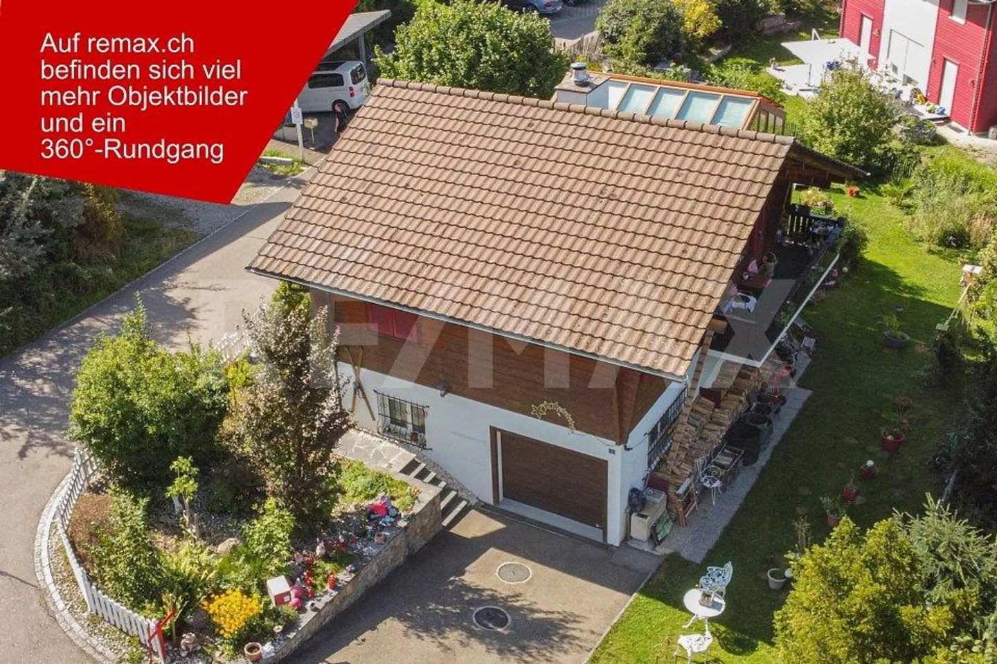 unique jewel - Photo 1 of 13