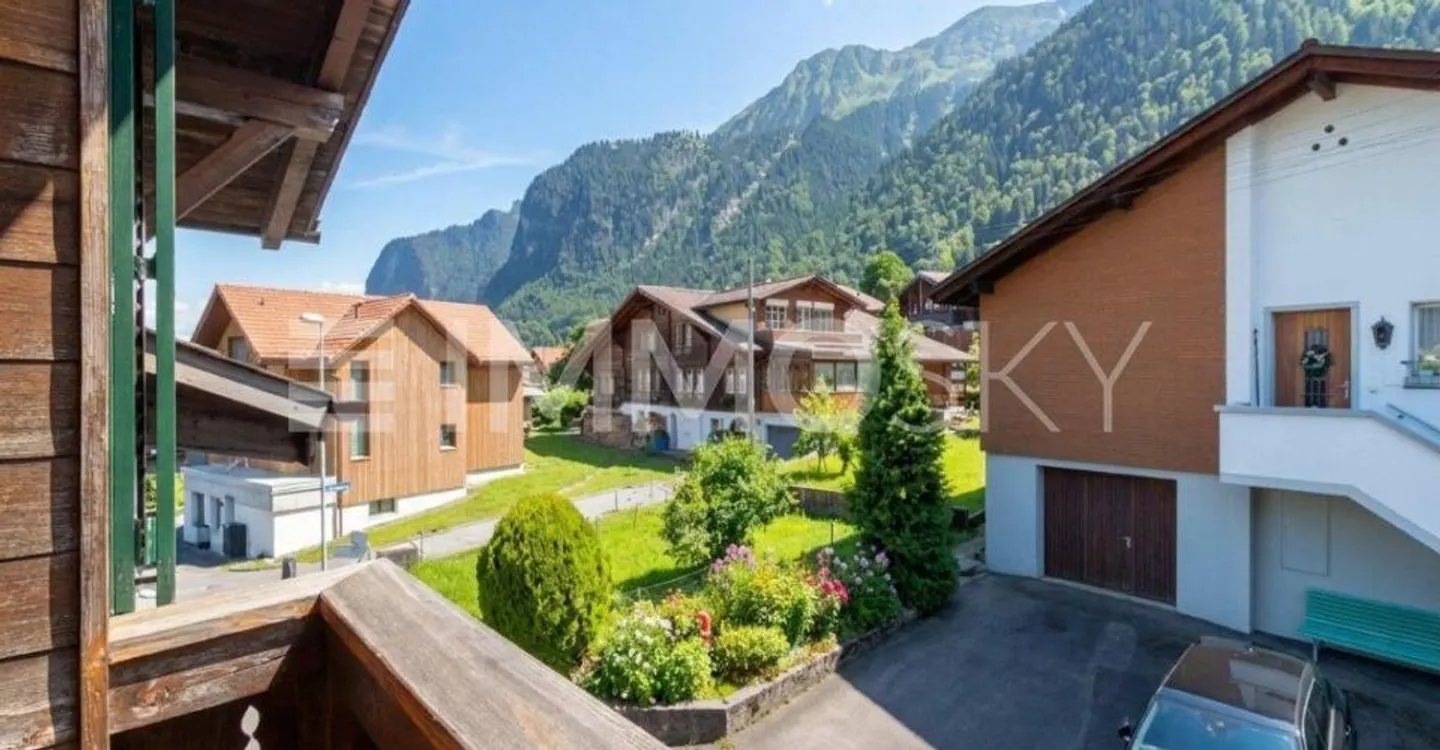 Dream house awaits you! - Photo 3 of 5