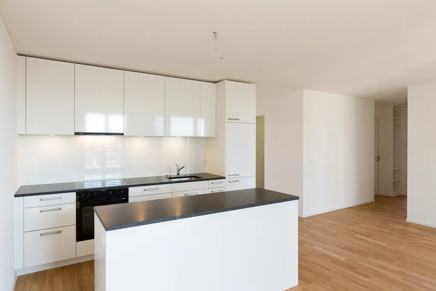 3.5 stanze, 70 m², CHF 2'015.- - Foto 5 di 11