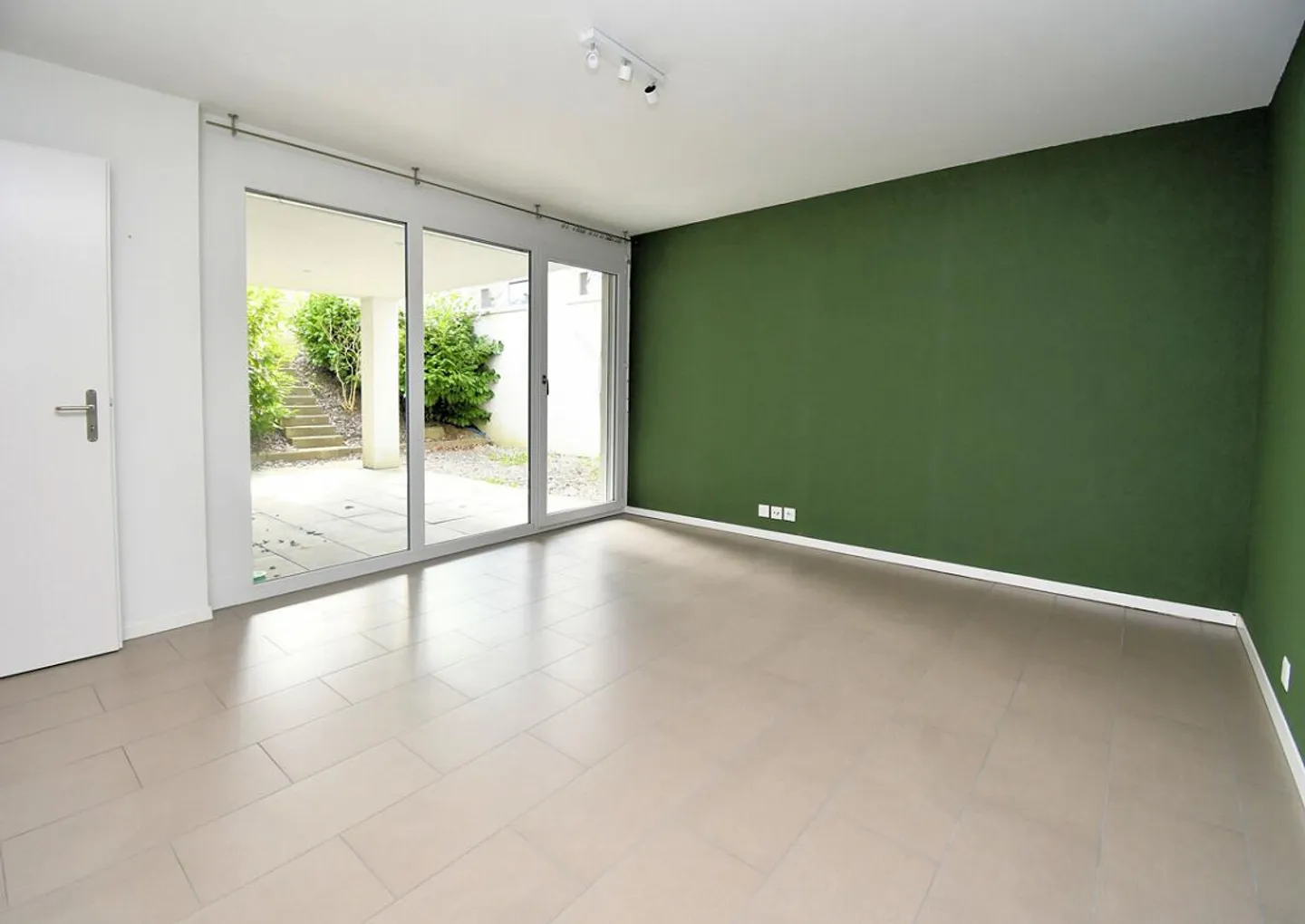 Vivere spazioso con giardino e area benessere! - Foto 14 di 18