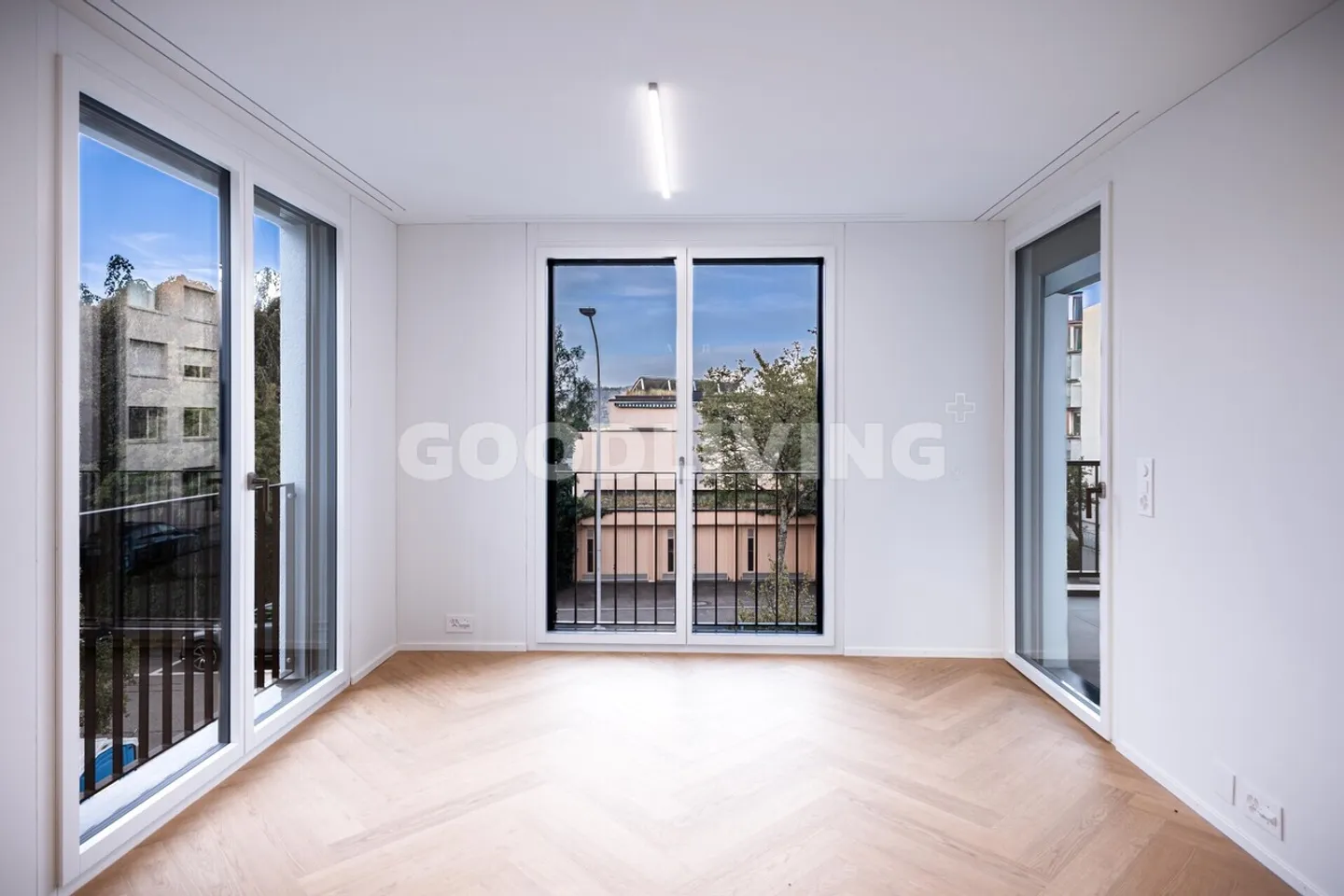 Prima occupazione con giardino d'inverno a Zurigo-Höngg - Foto 3 di 7