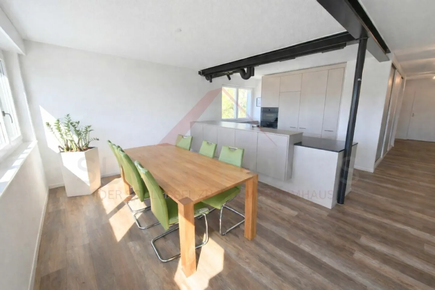 Stilvoll Modernisierte Wohnung - Foto 3 von 20