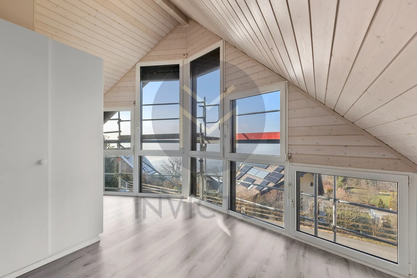 Magnifique villa individuelle de 5.5 pièces avec vue sur le lac - Photo 2 sur 12