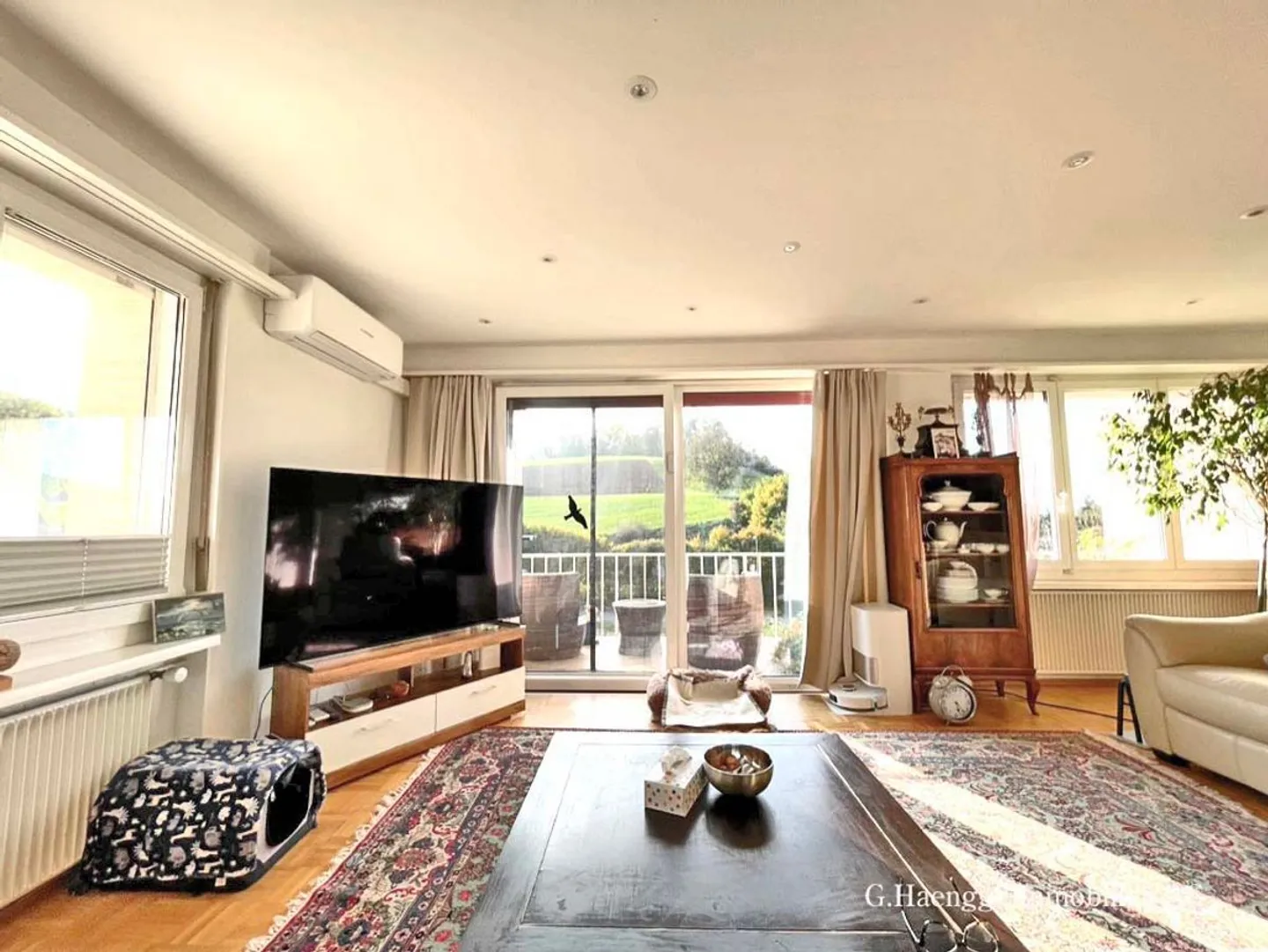 Charming Detached House with Garden - Photo 12 of 13