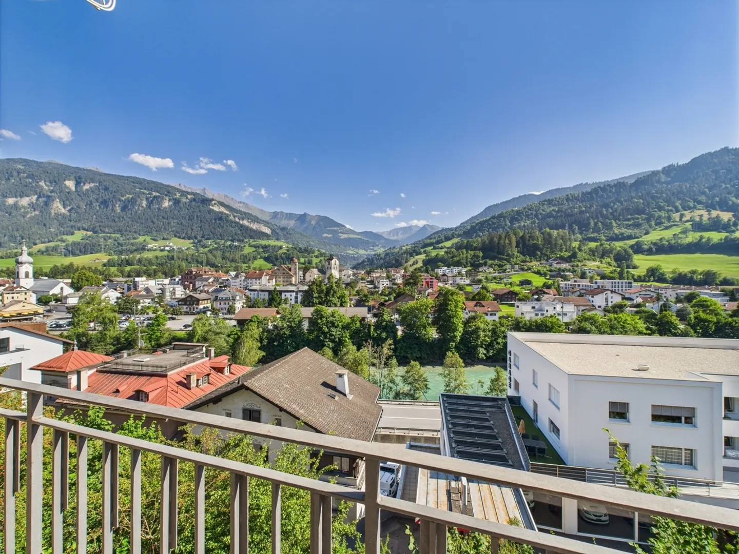 Appartamento da 4,5 stanze con vista sulle montagne a Ilanz, GR - Foto 5 di 9