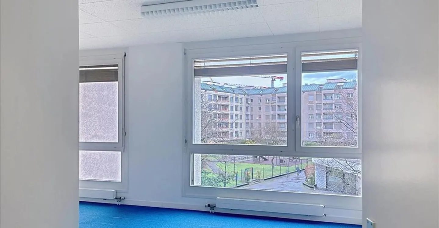 Office space for rent - Photo 8 of 13