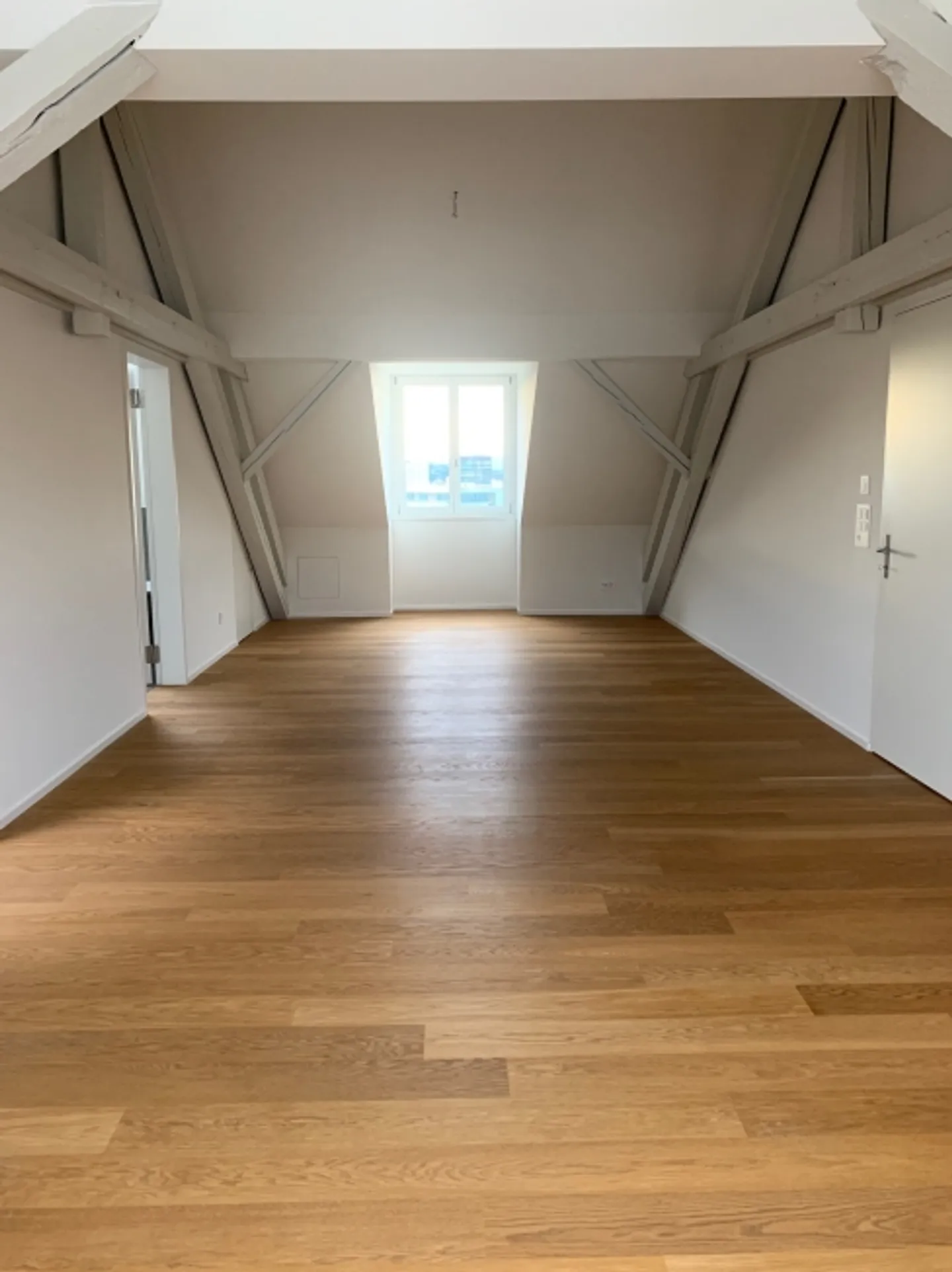 Stylish Apartment with City View - Photo 2 of 8