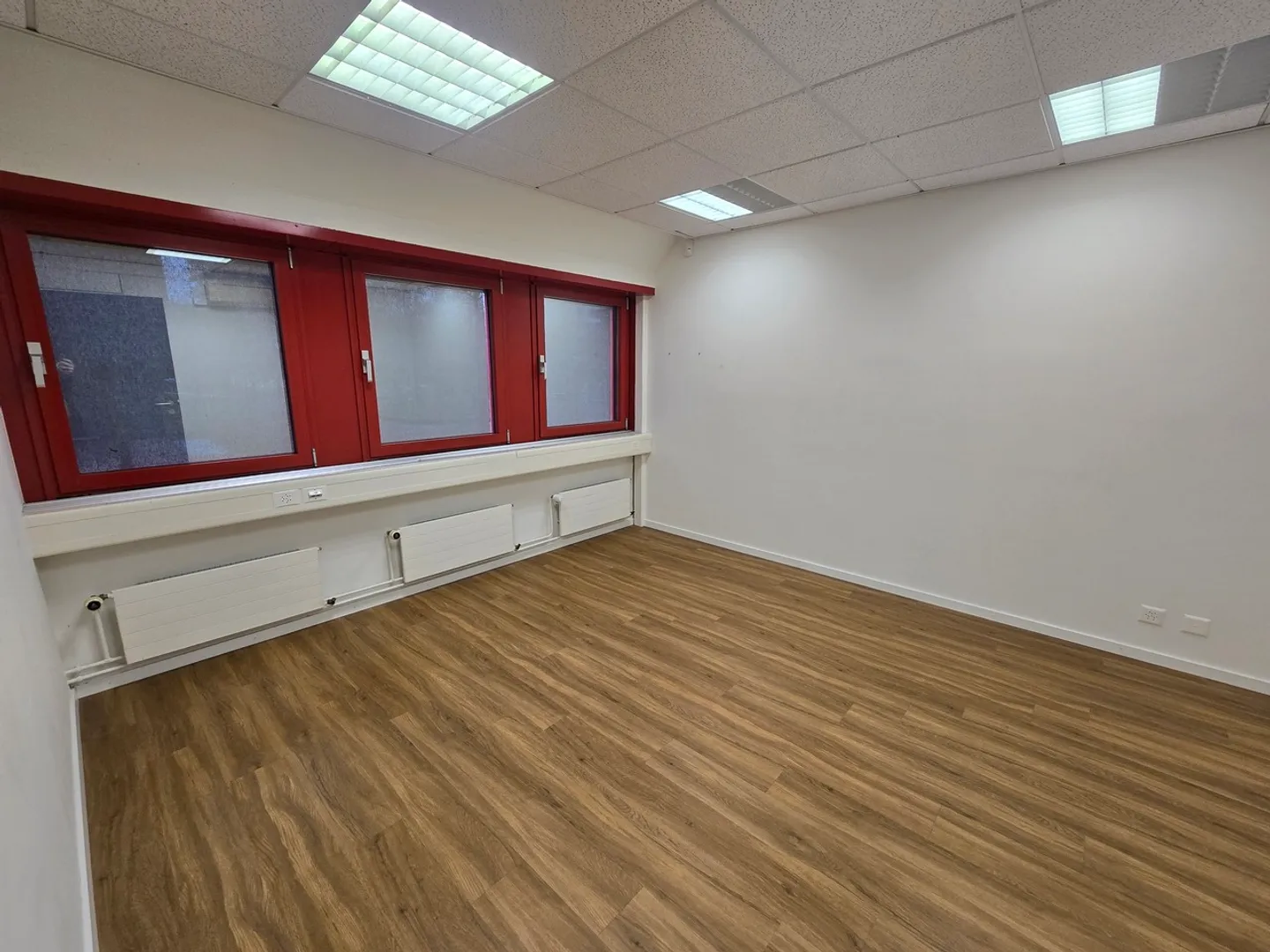 Ufficio di 119m² - Posizione ideale a Gland - Foto 7 di 7