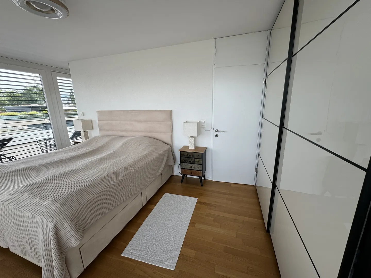 4½ PIÈCES PENTHOUSE À WÄDENSWIL (ZH), MEUBLÉ, TEMPORAIRE - Photo 6 sur 10