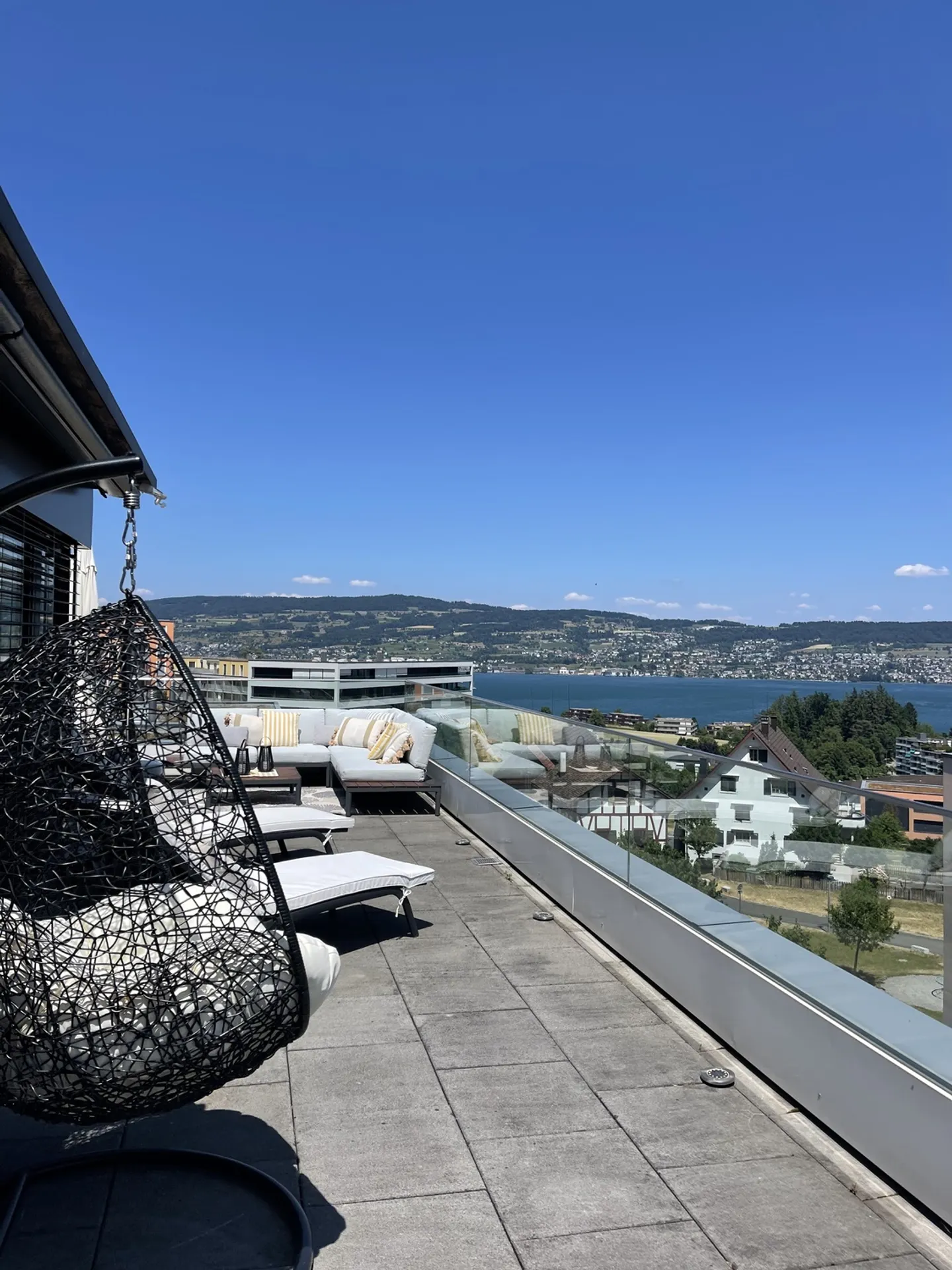 4½ PIÈCES PENTHOUSE À WÄDENSWIL (ZH), MEUBLÉ, TEMPORAIRE - Photo 10 sur 10