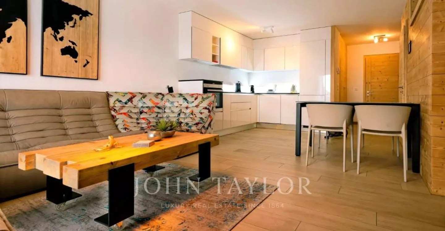 Charming 3.5 Room Apartment - Photo 1 of 8