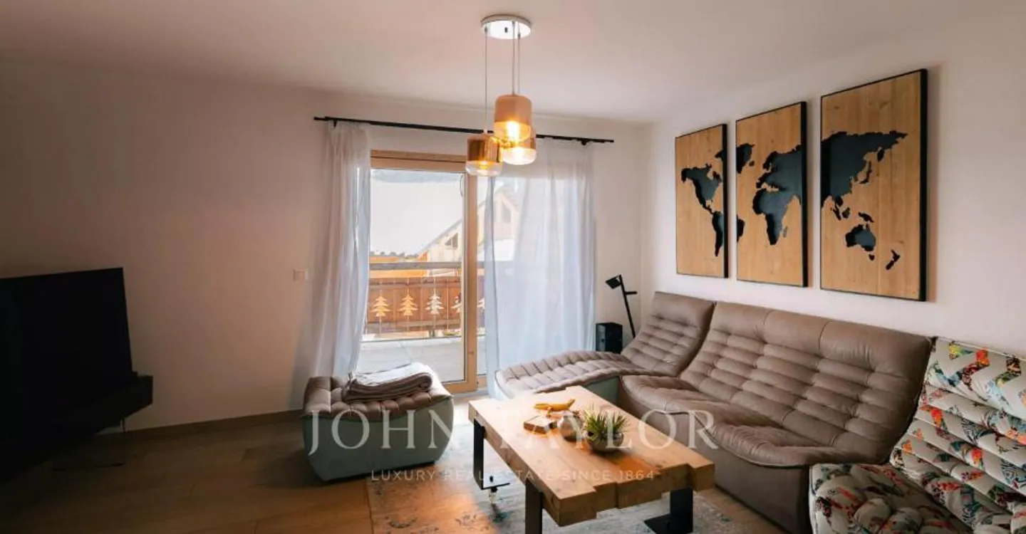 Charming 3.5 Room Apartment - Photo 4 of 8