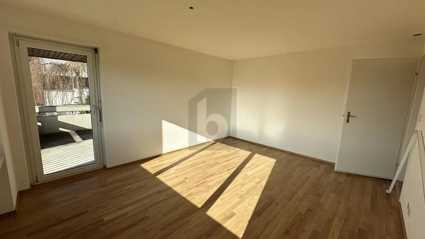 «FAMILIENFREUNDLICH MIT GROSSEM GARTEN UND SAUNA» - Foto 4 von 6