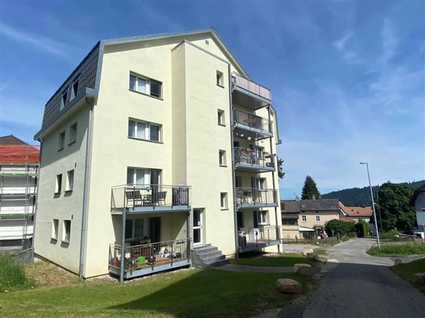 Sainte-Croix 2.5-Room Apartment - Photo 1 of 13