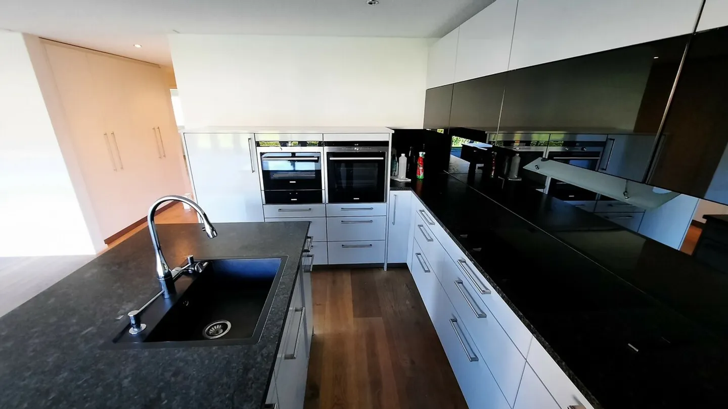 Votre nouvelle maison dans un quartier familial! - Photo 2 sur 13