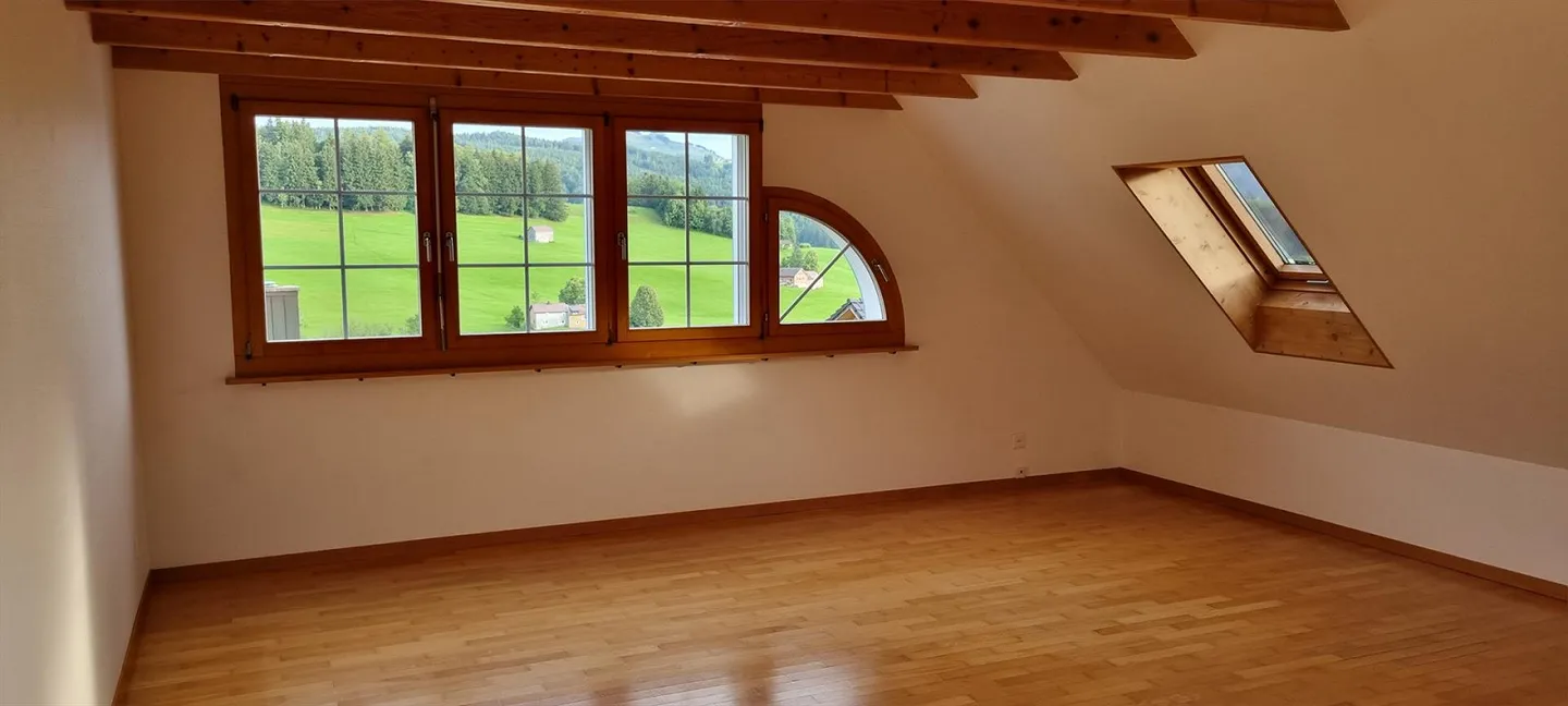 Bel appartement de 4.5 pièces - Photo 2 sur 6