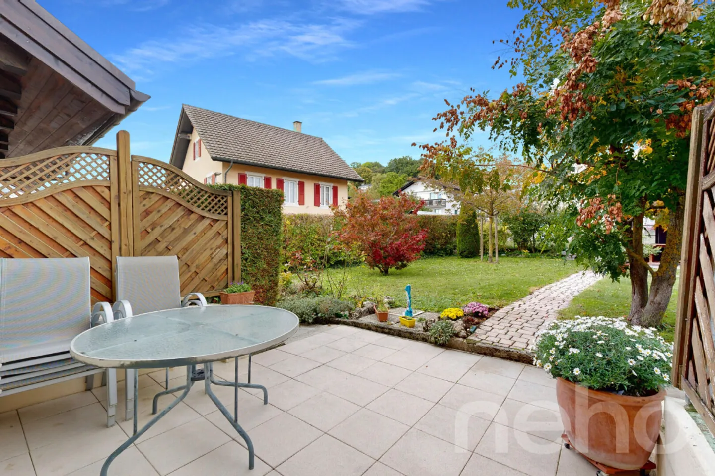 Incantevole casa a schiera su 3 piani con terrazza e bel giardino! - Foto 8 di 12
