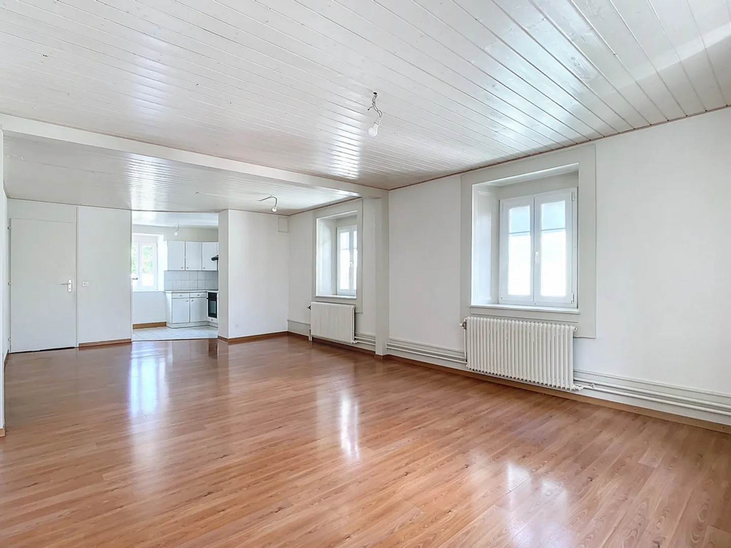 Geräumige 4-Zimmer Wohnung - Foto 4 von 12