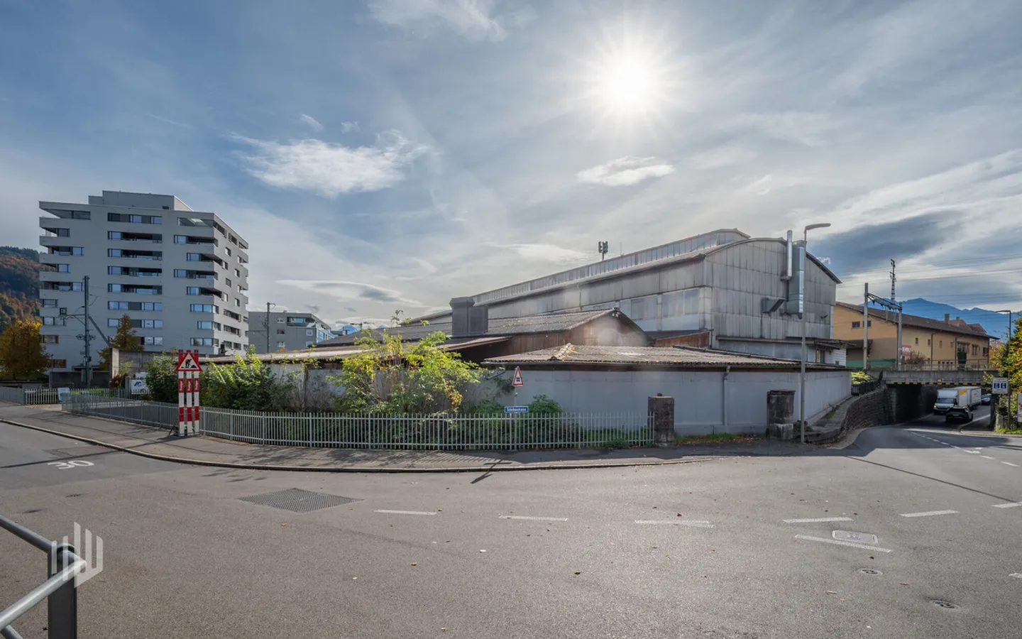 ImmoWyss - 3800 m2 Terrain à bâtir résidentiel/commercial à Bädlimatte Thun - Photo 3 sur 13