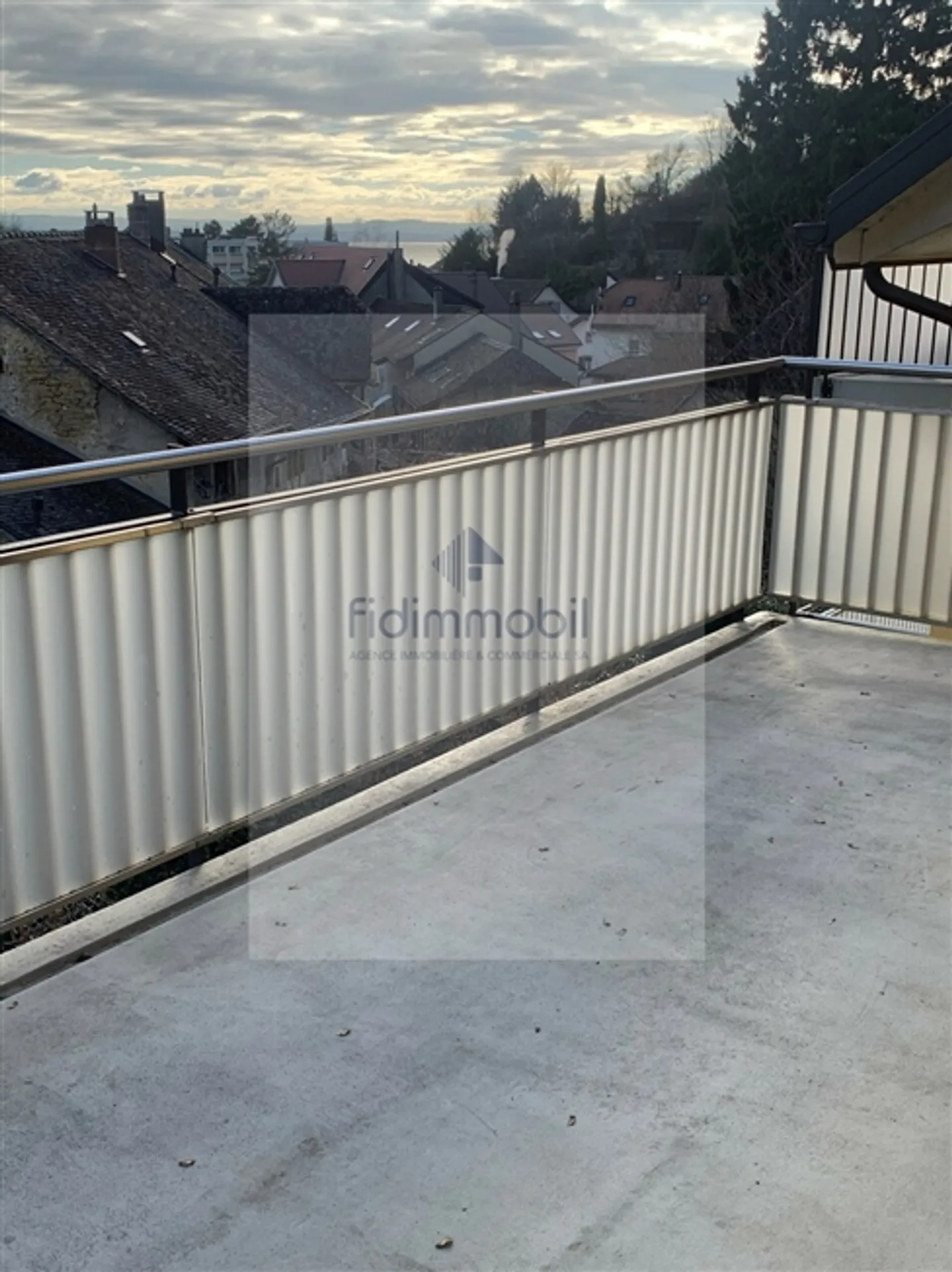 HAUTERIVE IN THE HEART OF THE VILLAGE MAGNIFICENT MAISONETTE - Photo 10 of 10