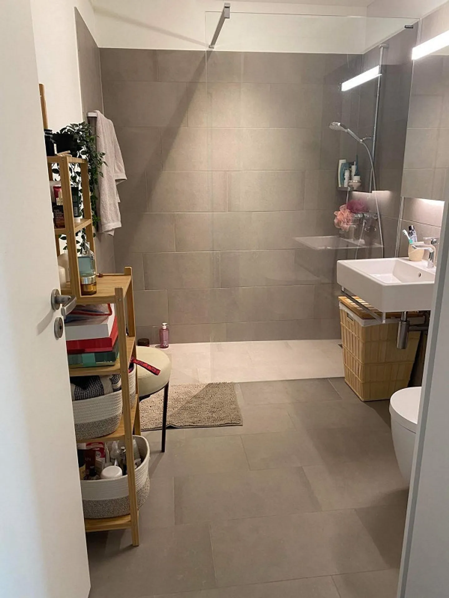 Mieten Sie eine 2 ½ Zimmer Wohnung in Zürich - Foto 4 von 6