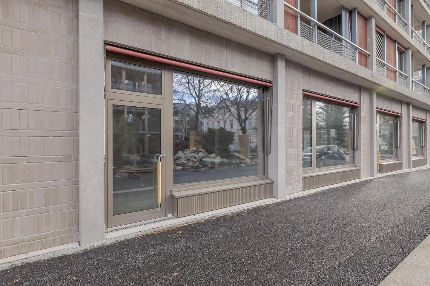 Gewerbe in Biel - Foto 6 von 6